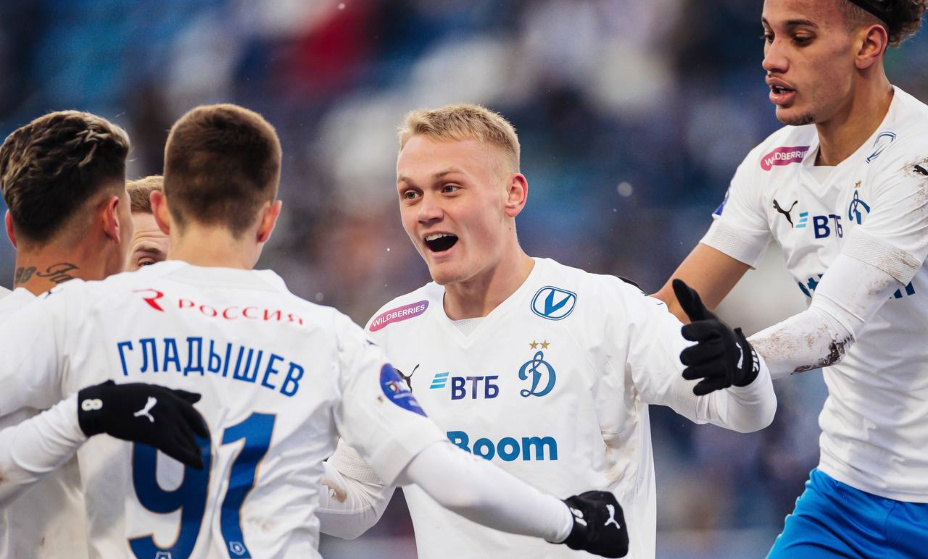 Гладышев не забил с метра, а счет в игре открыл Тюкавин. Фото: соцсети 