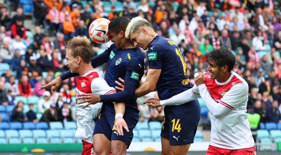 Алексис Дуарте (справа) покинул «Спартак». Фото: Соцсети ФК «Сочи»