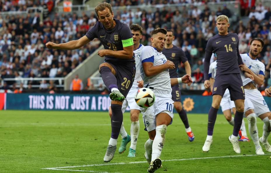Капитан сборной Англии Гарри Кейн забил 63 мяч за национальную команду в ворота Боснии и Герцеговины. Фото: Reuters
