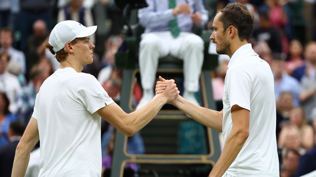 Даниил Медведев и Яник Синнер. Фото: REUTERS