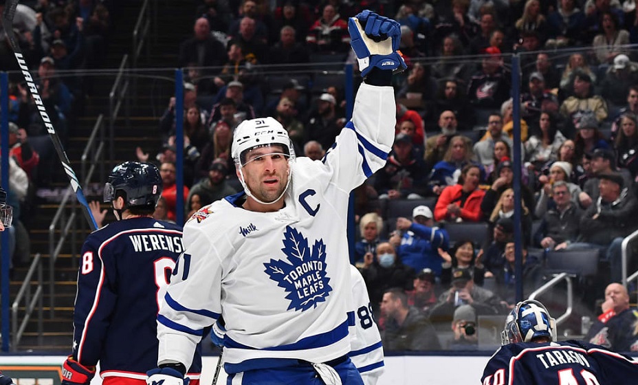 Таварес стал 49‑м хоккеистом, забившим 500 голов в НХЛ. Фото: НХЛ