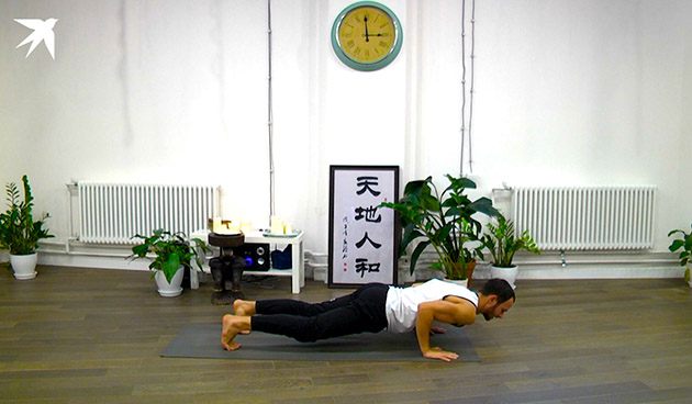 Cурья Намаскар в йоге для начинающих