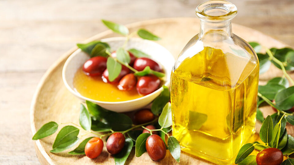 Лучшее масло жожоба для лица от морщин